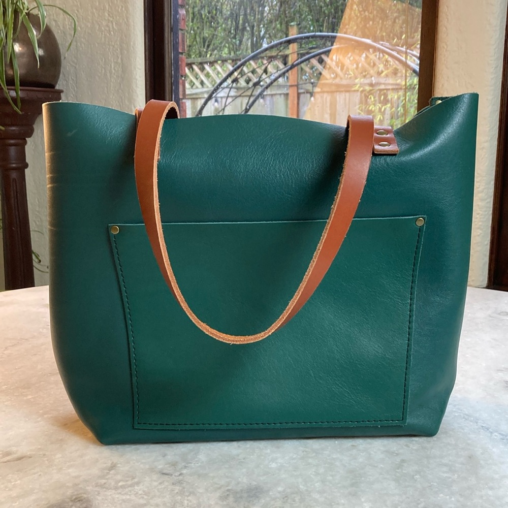 PLG Peacock classic tote with tandles 🦄